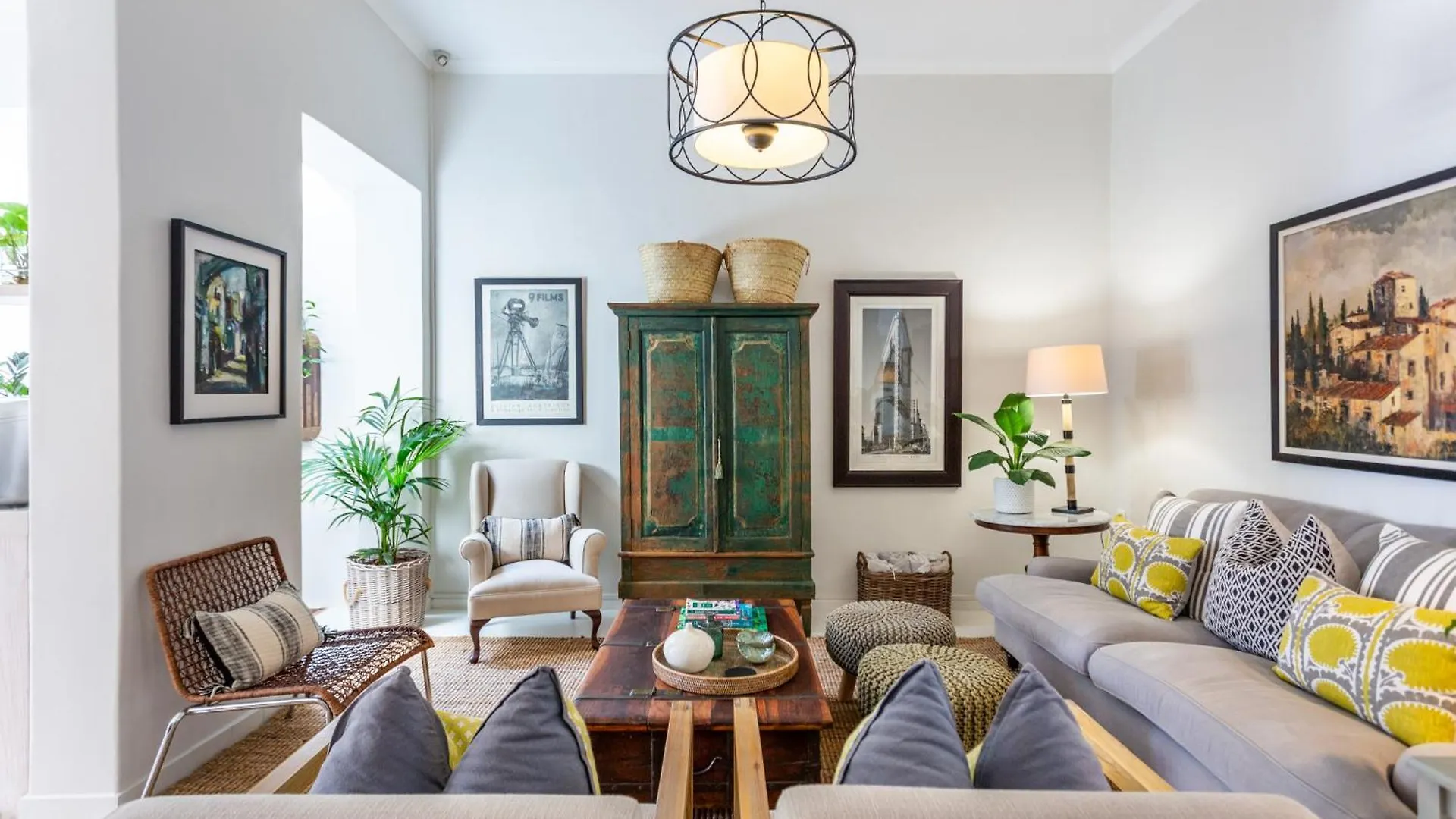 Holiday home Home For 8 In Central Green Point Cape Town